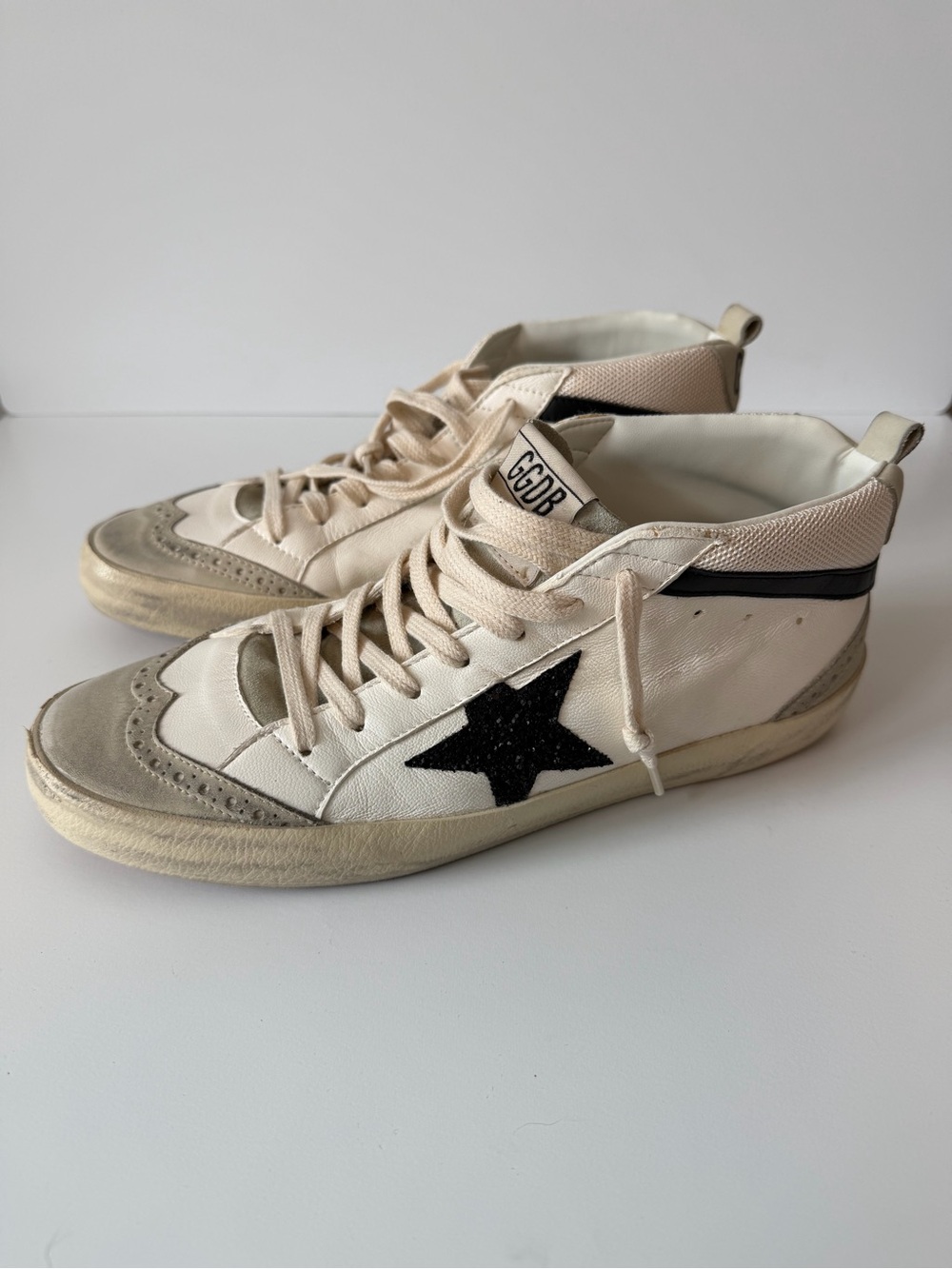 Golden Goose Mid Star Sneakers in White Leather Black Glitter Star, Size 41